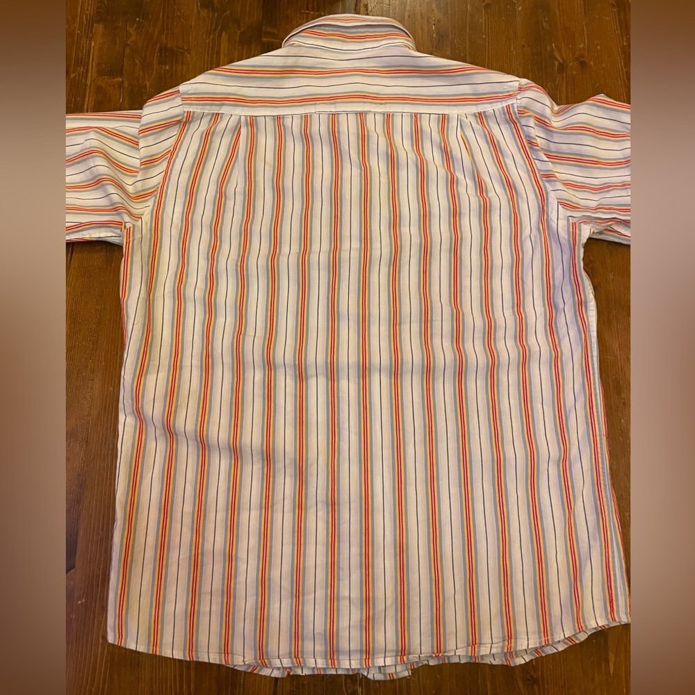 Button down - Picture 5 of 5